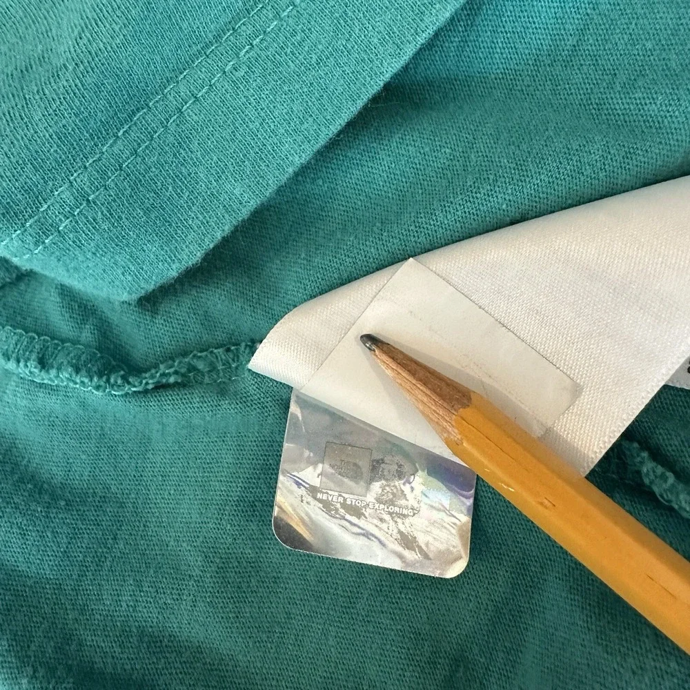 The North Face Womens XL Green Outdoors Graphic Short‎ Sleeve Crew Neck Tshirt - Picture 9 of 10